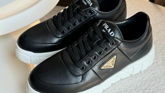 PRADA- Sneaker