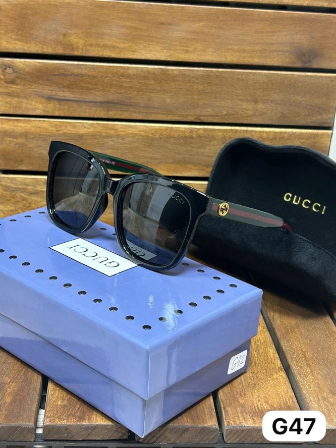 GUCCI - SUNGLASESS