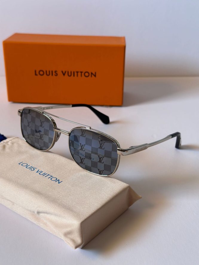 LOUIS VUITTON -SUNGLASSES