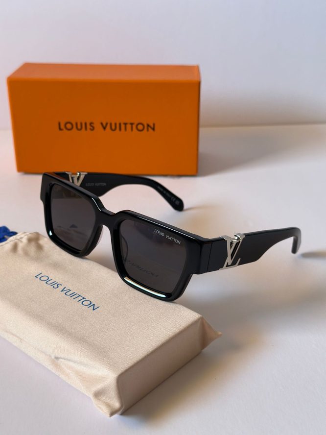 LOUIS NUITTON - SUNGLASSES