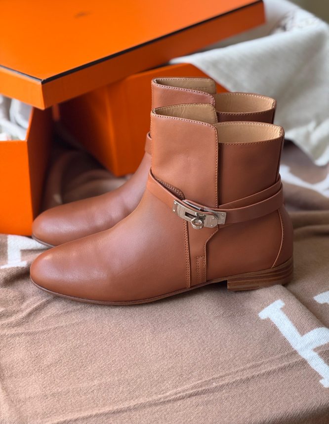 hermes-flat- boots