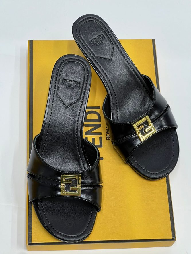 Fendi Sandel With Heels