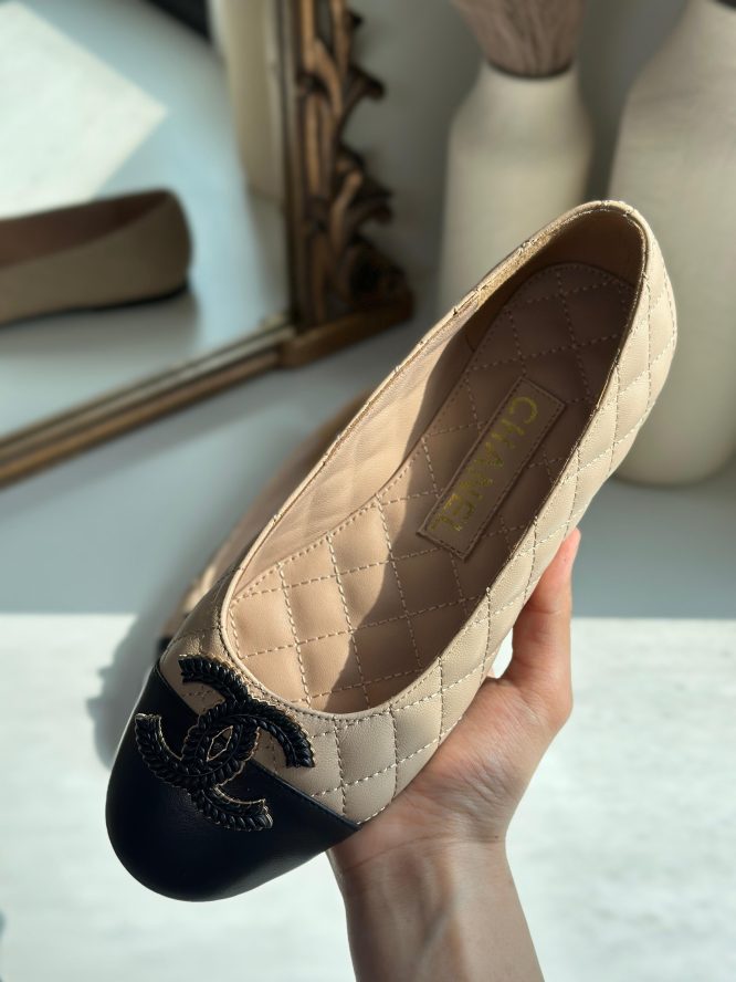 Chanel-Ballet flats