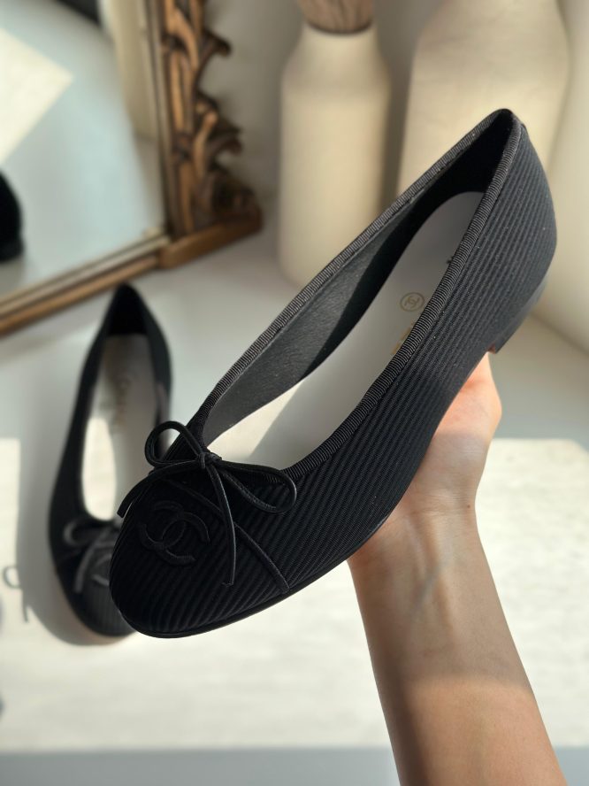 Chanel-Ballet flats