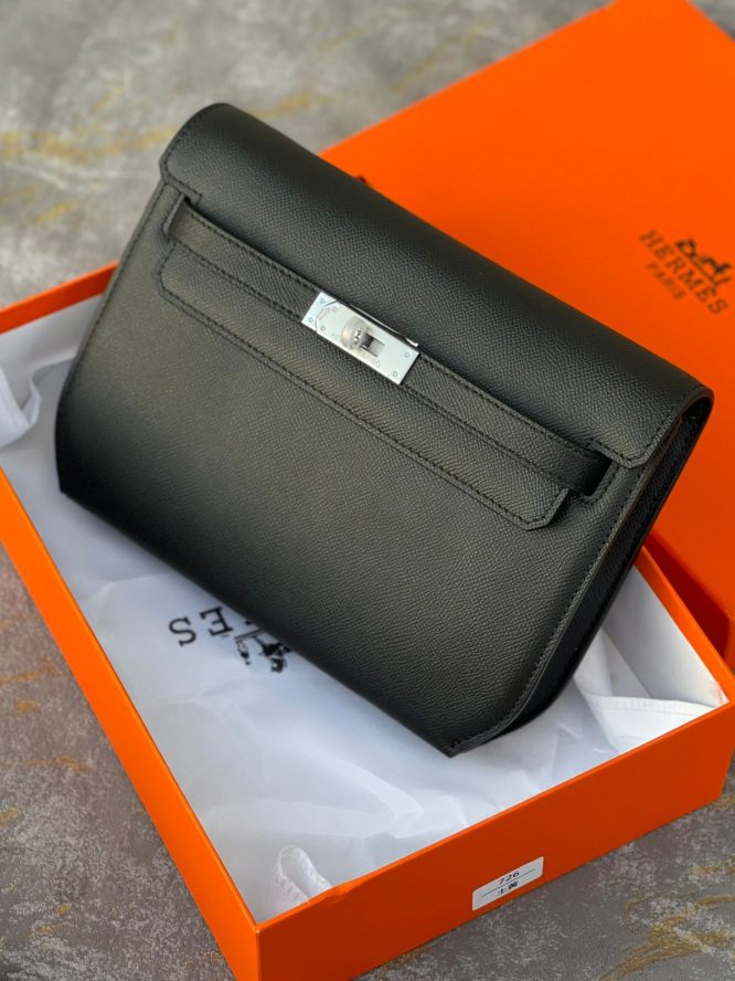 HERMES -Kelly clutch