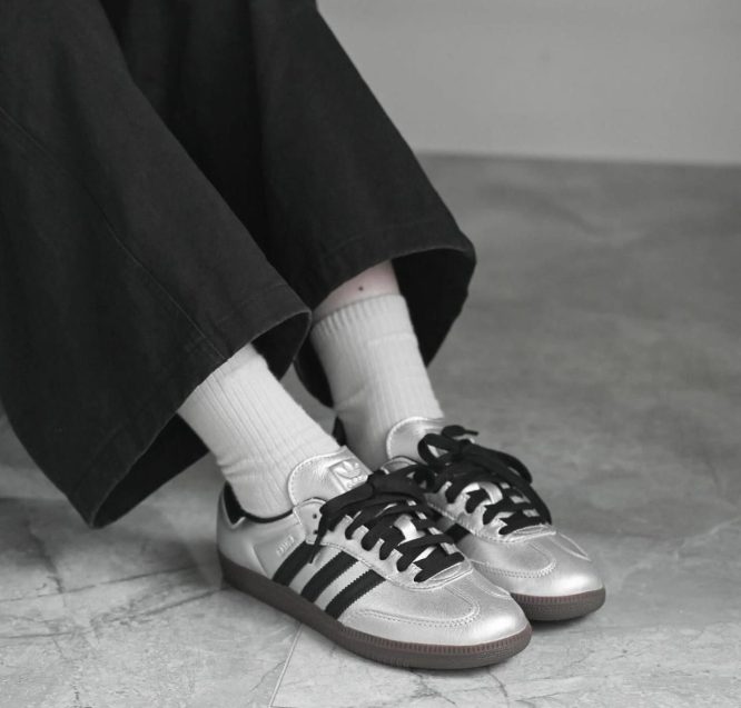 Adidas Samba OG Silver Metallic Black Gum