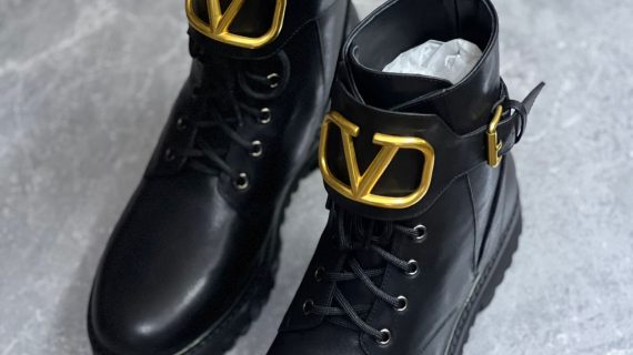 Valentino -Boots