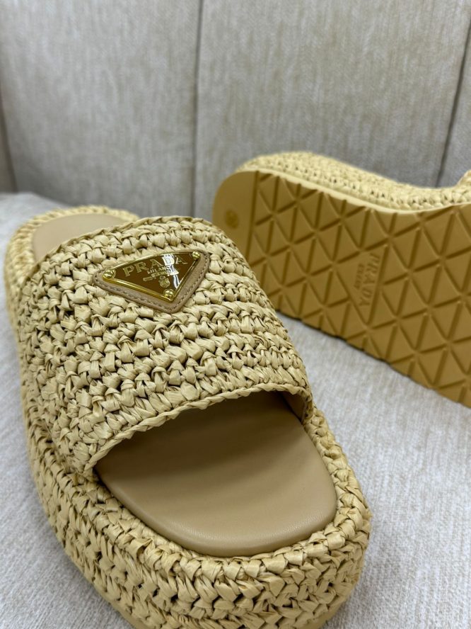 Prada-Sandal- Raffia - Slides