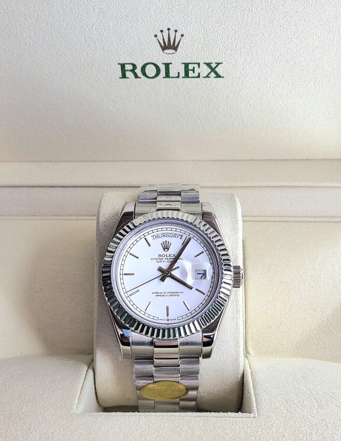 ROLEX DAY -DATE