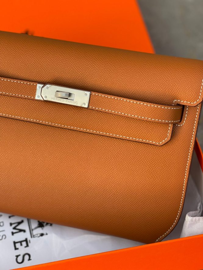 HERMES -Kelly clutch