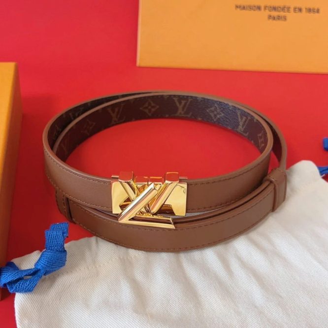 LOUIS VUITTON - BELT