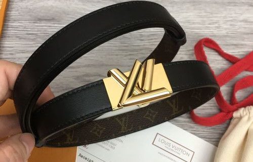LOUIS VUITTON - BELT