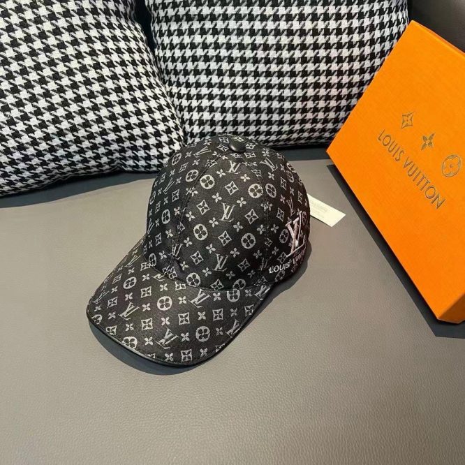 Louis Vuitton CAP