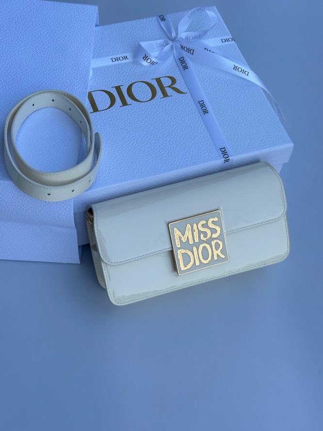 DIOR