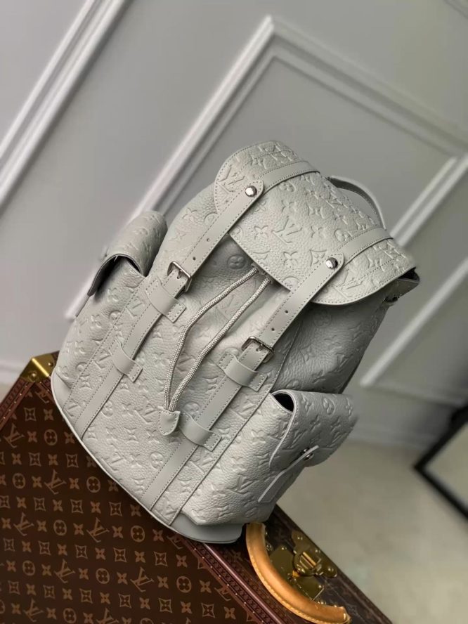 LOUIS VUITTON -BACKPACK