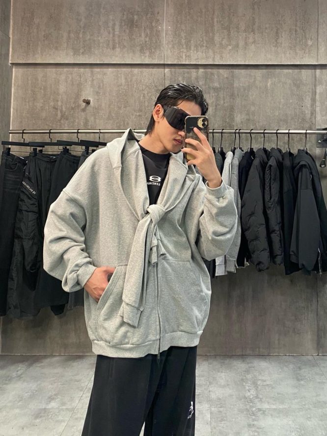 BALENCIAGA HOODIE