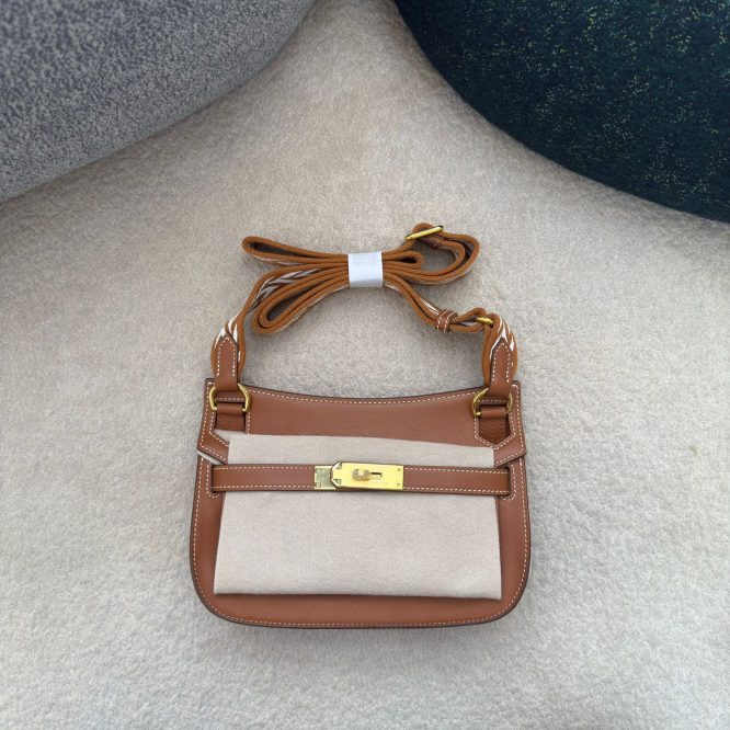 HERMES JYPSIERE CROSSBODY-SLING BAG