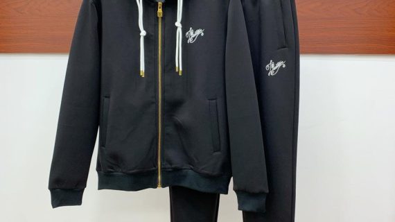 louis vuitton-tracksuit