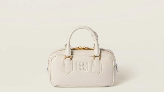 miu miu aventure leather - bucket bag