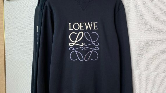 LOEWE-swetshirt