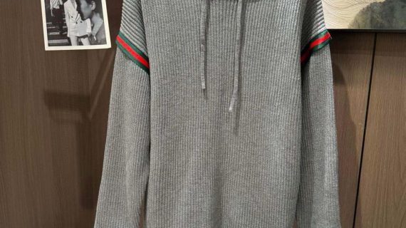 louis vuitton-jakcet