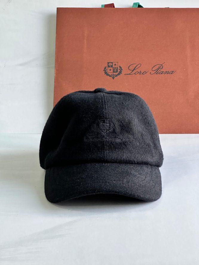 LORO PIANA - CAP