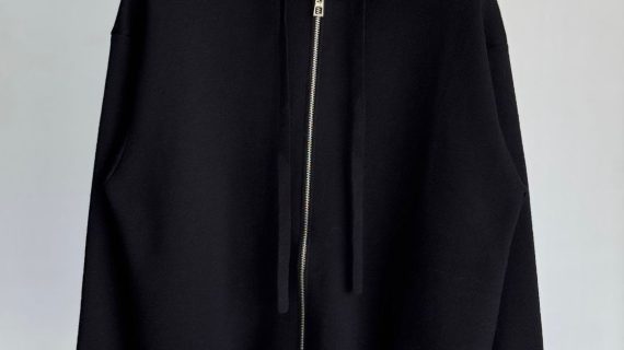 LOEWE HOODIE- WITH ZIPPER