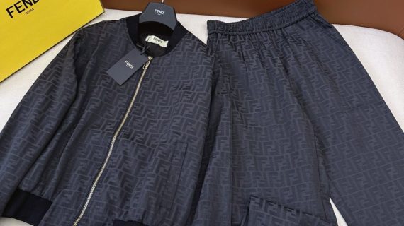 FENDI -TRACK SUITE