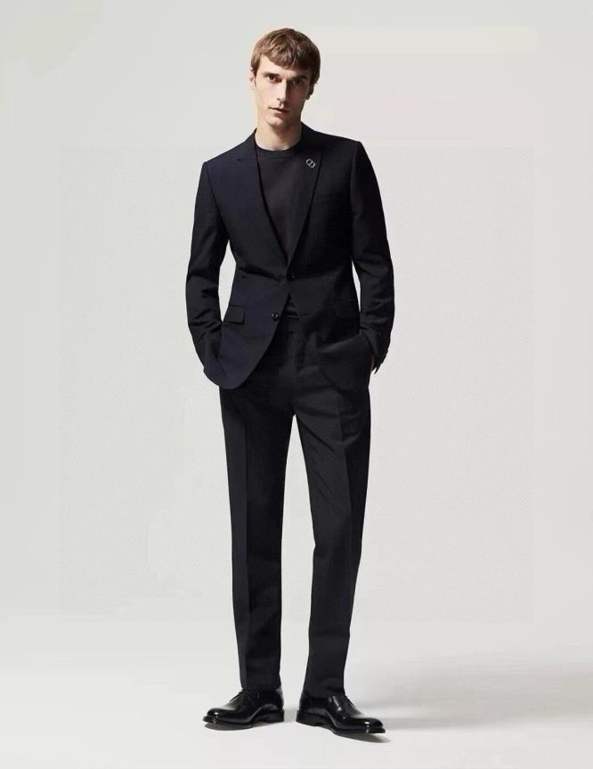 CHRISTIAN DIOR SUIT