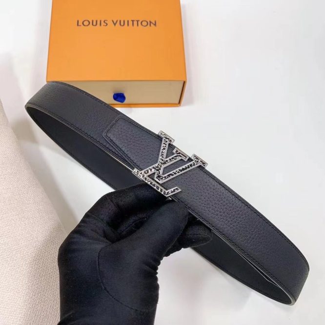 LOUIS VUITTON -BELT