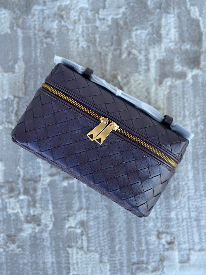 BOTTEGA VENETA - VANTY CASE