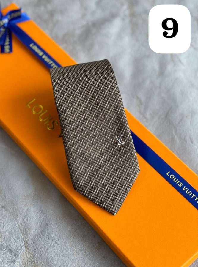 LOUIS VUITTON - TIES