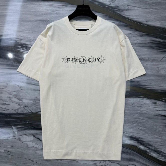 GIVENCHY -TSHIRT