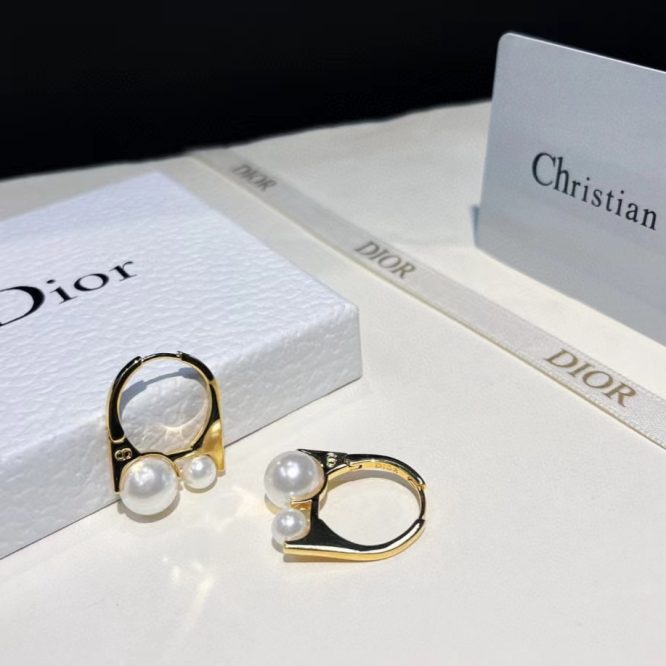 Dior -Earings