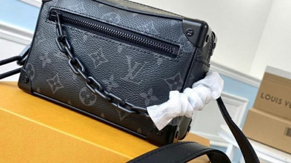 LOUIS VUITTON -Messenger Bag -MASTER
