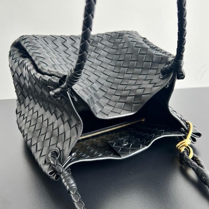 BOTTEGA VENETA - Original Leather quality