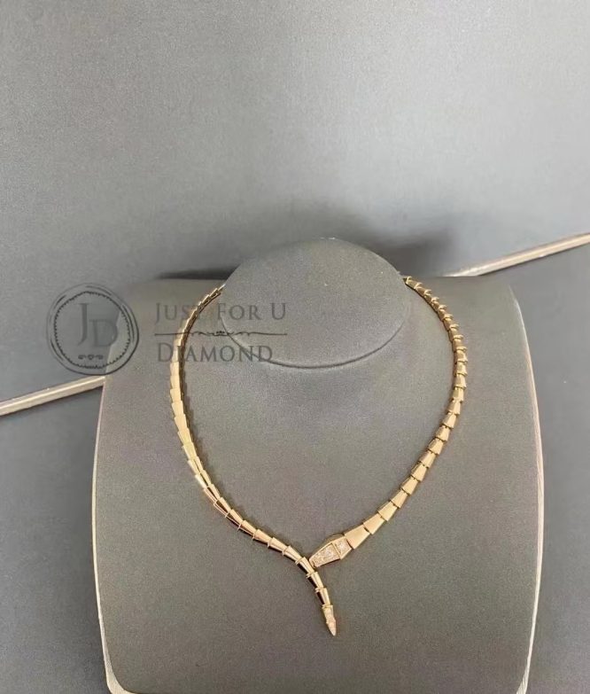 Bvlgari choker -ladies