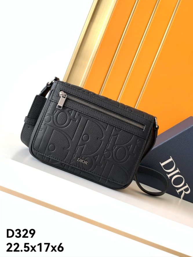 DIOR -GRAVITY -FLAP -MASSENGER