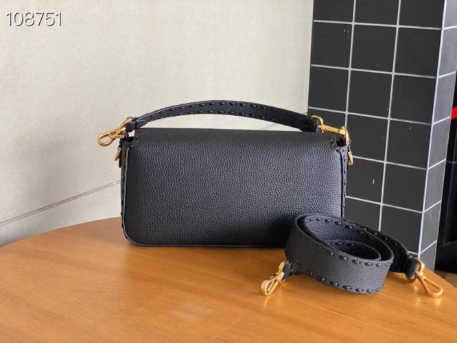 FENDI -BAGUETTE