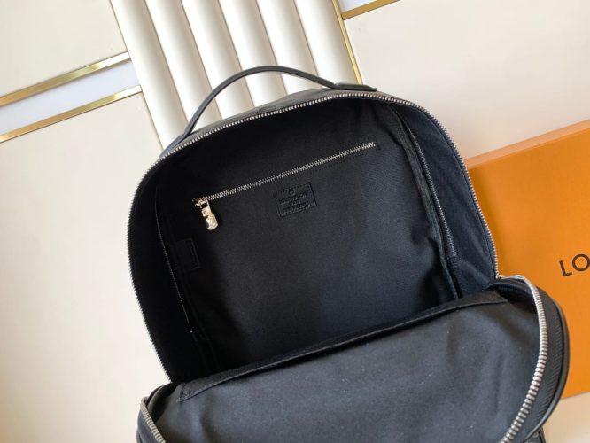 LOUIS VUITTON - BACKPACK