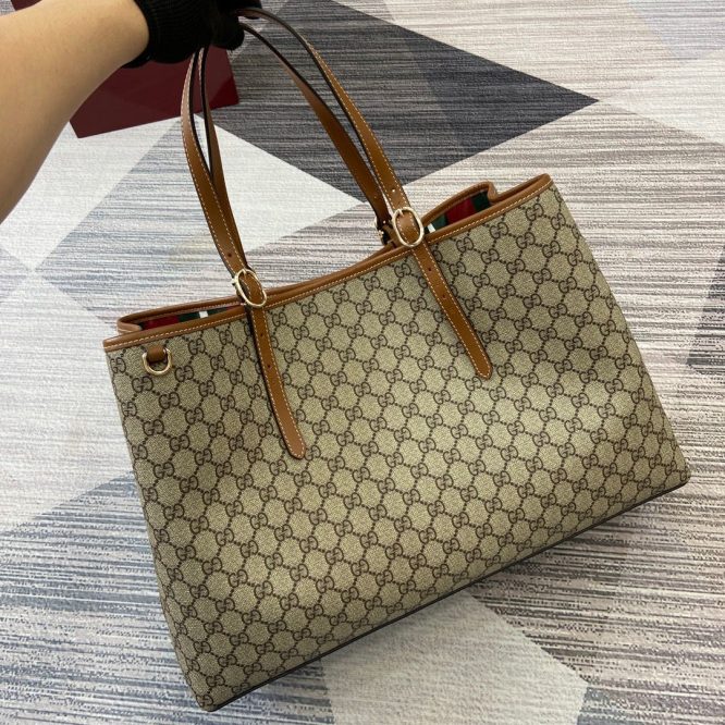 GUCCI- SUPREME -CANVAS -TOTE BAG