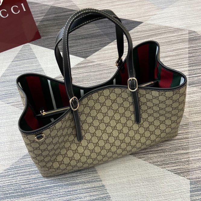 GUCCI- SUPREME -CANVAS -TOTE BAG