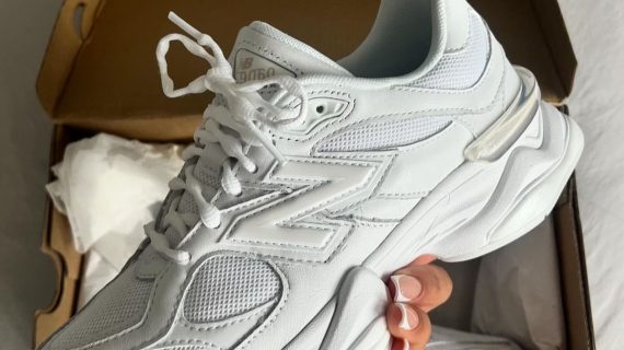 New balance -U 9060 NRJ-Triple white