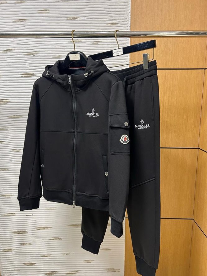 MONCLER- WINTER - TRACK SET -MEN