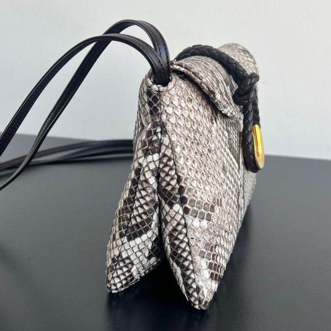 Bottega Veneta -Small- LABERTA -ORIGINAL LEATHER QUALITY