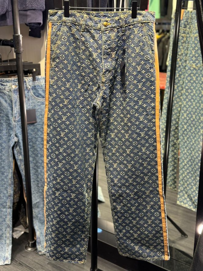 LOUIS VUITTON - Monogram denim tailored - pants