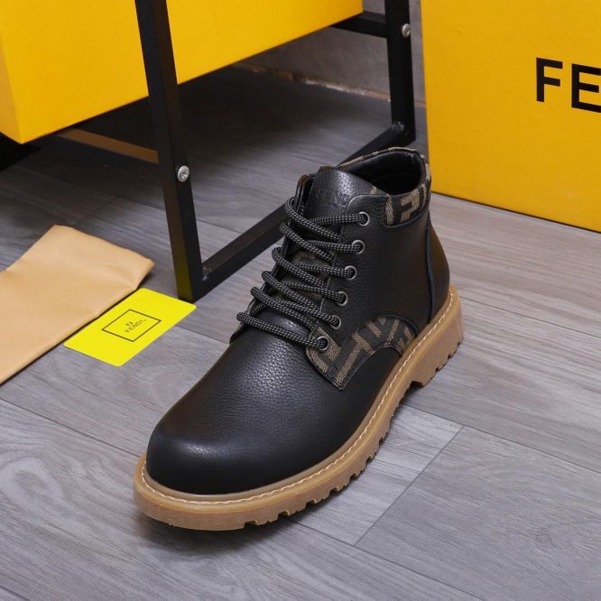 FENDI BOOT -MEN