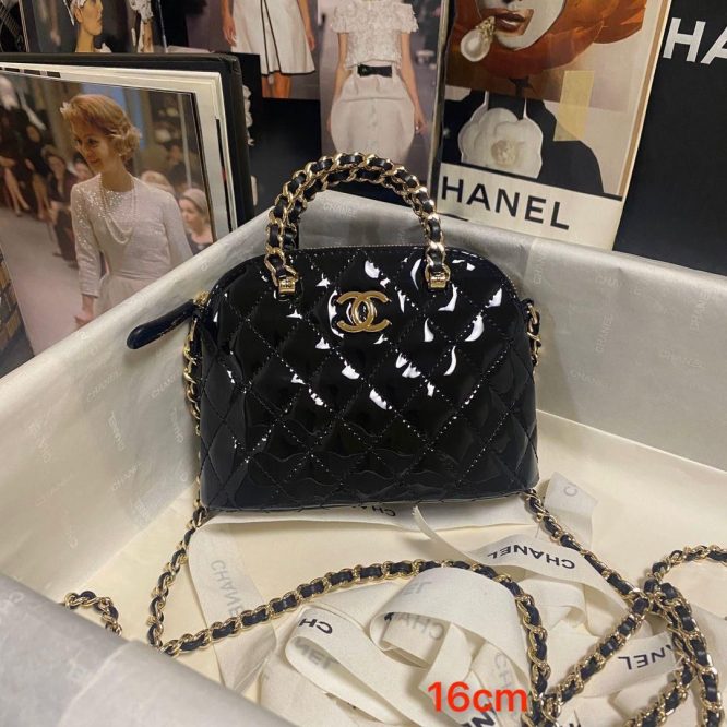 chaneL  Patent Calfskin Quilted Shiny Coco Clutch With Chain Sold Out