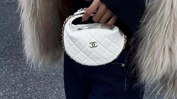 chanel-SLING BAG