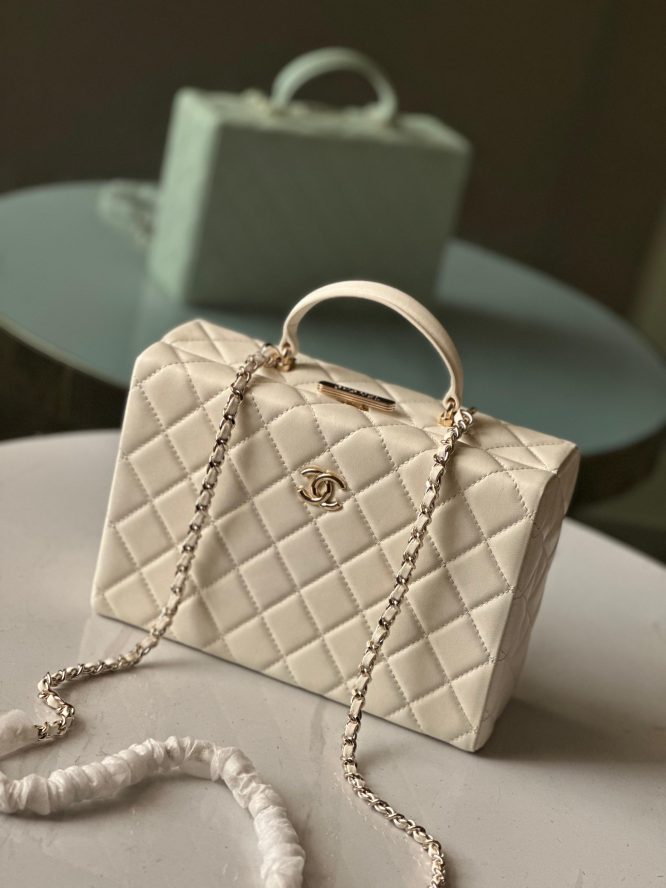 CHanel -box bag